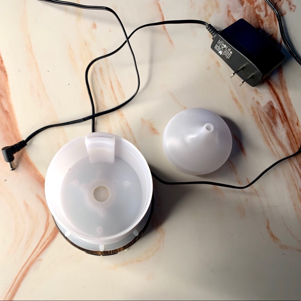 Essential Oil Diffuser Aromatherapy - Picture 7 of 7